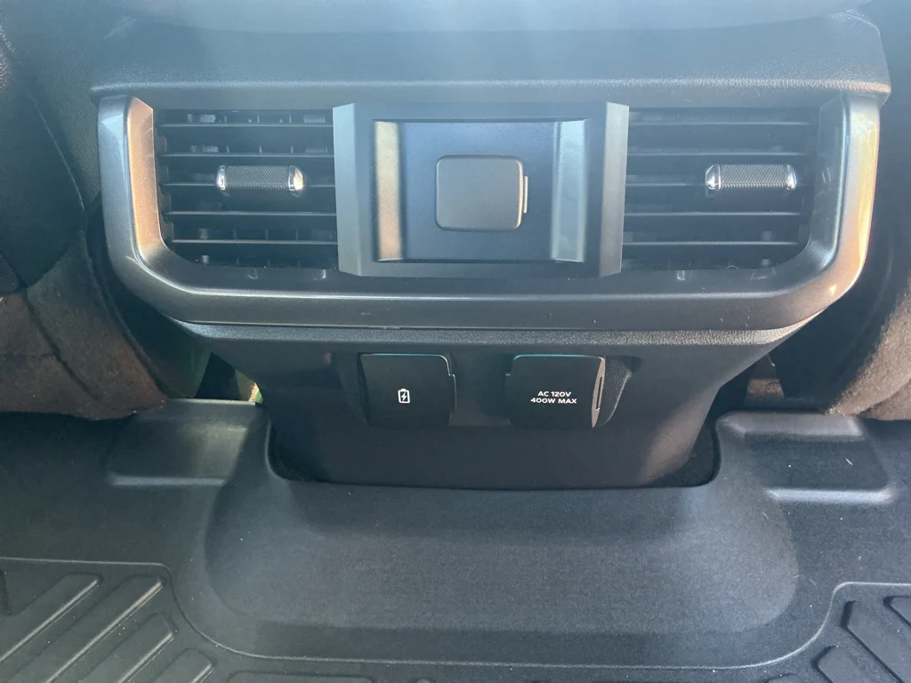 Used 2023 Area 51 Blue Ford LARIAT image 17