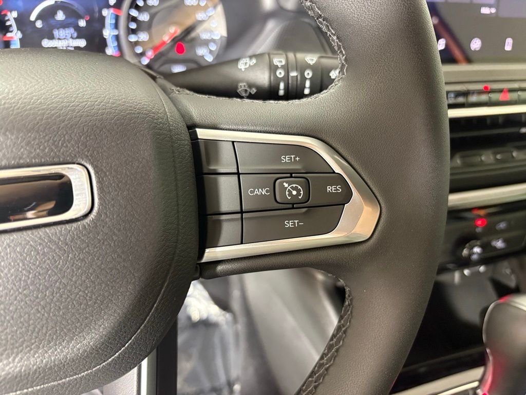 New 2026 Joose (DISC) Jeep Latitude image 21