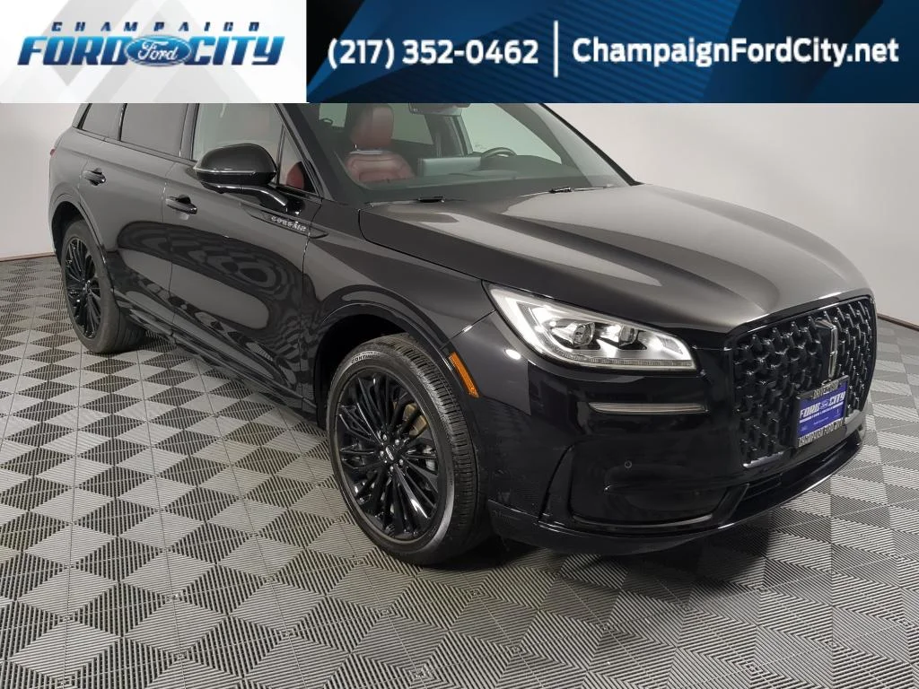 Used 2024 Infinite Black Metallic Clearcoat Lincoln Reserve image 1