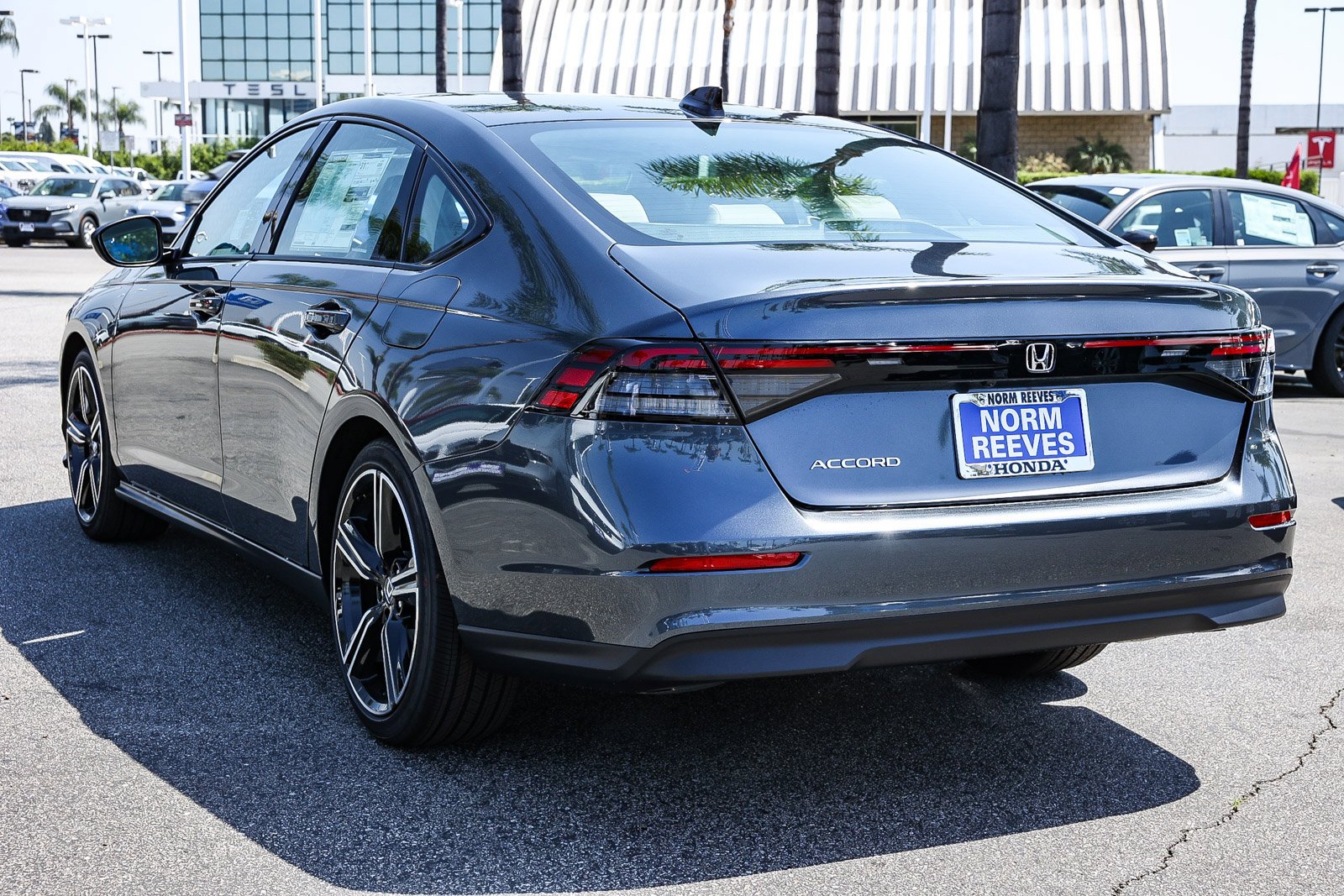 New 2026 Meteorite Gray Metallic Honda SE CVT image 4