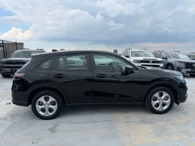 Used 2024  Honda LX image 8