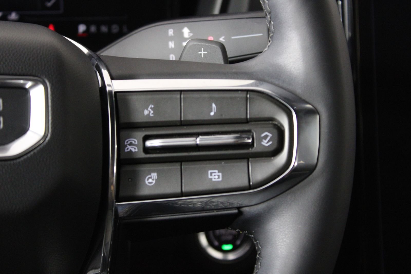 Used 2026 Black GMC Elevation image 18