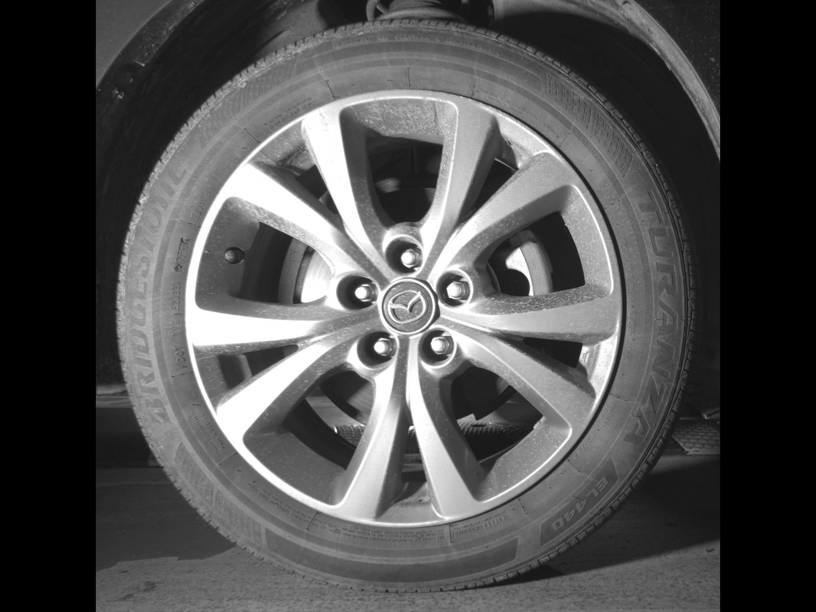 Used 2021 Machine Gray Metallic Mazda Preferred image 9