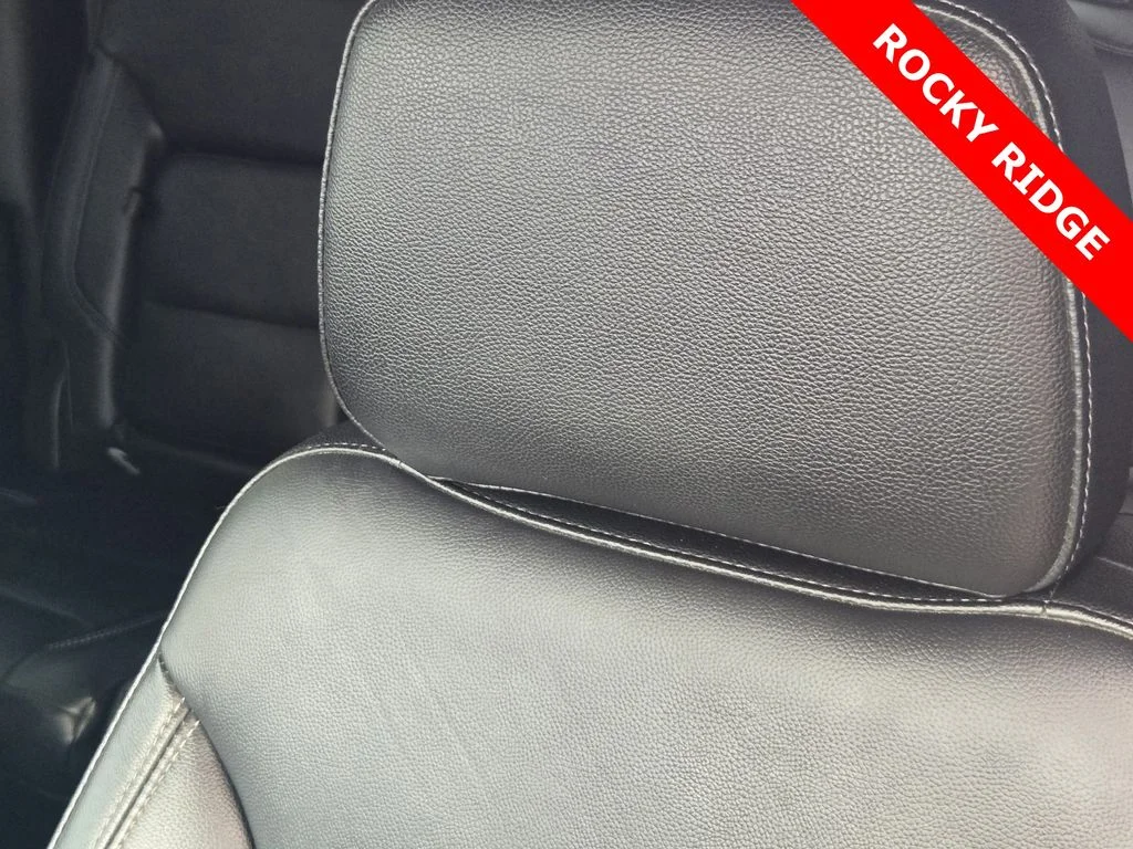 2021 Chevrolet Silverado 1500 RST - Photo 13