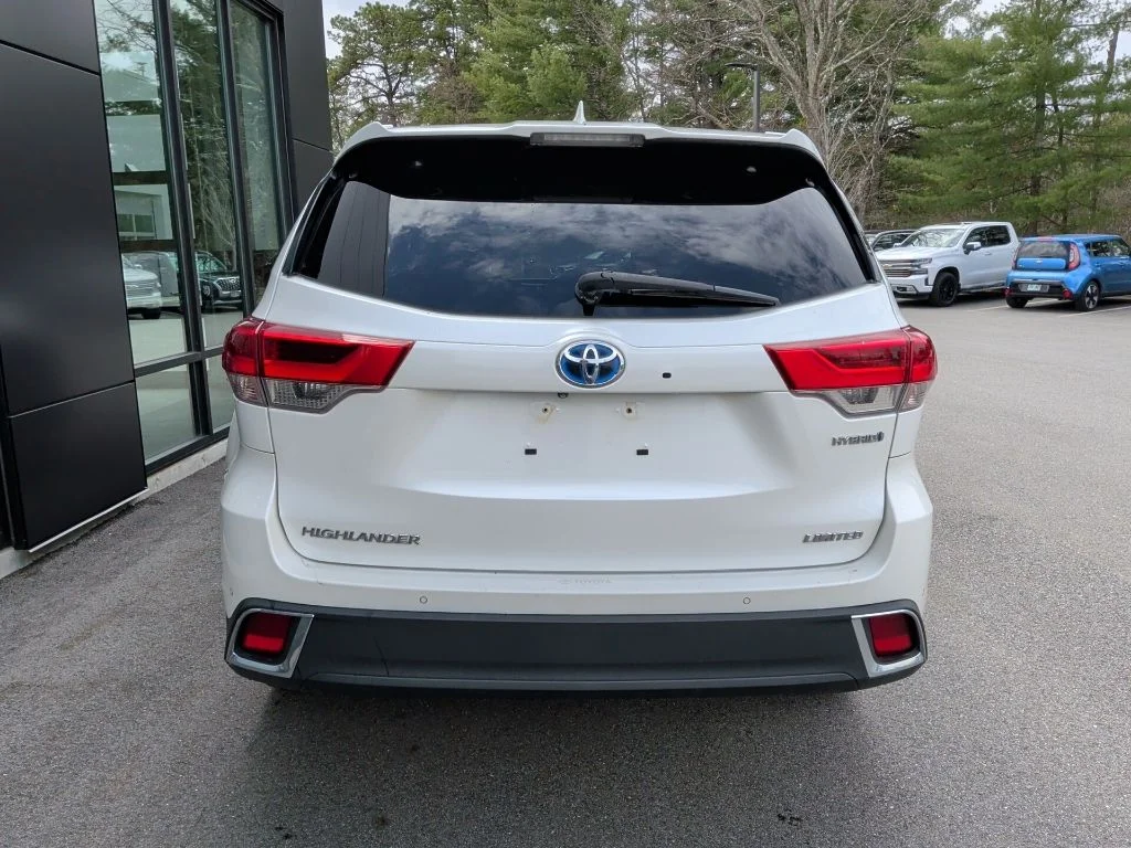 Used 2017 White Toyota Limited Platinum image 8