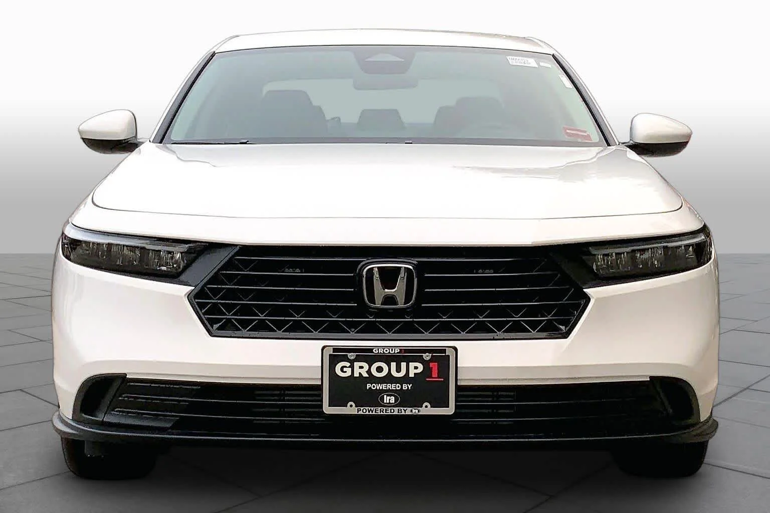 New 2026 Platinum White Pearl Honda LX image 2