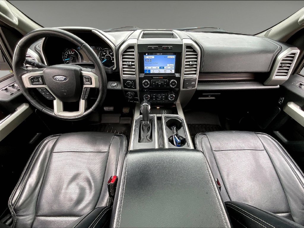 Used 2016 White Platinum Clearcoat Metallic Ford Lariat image 20