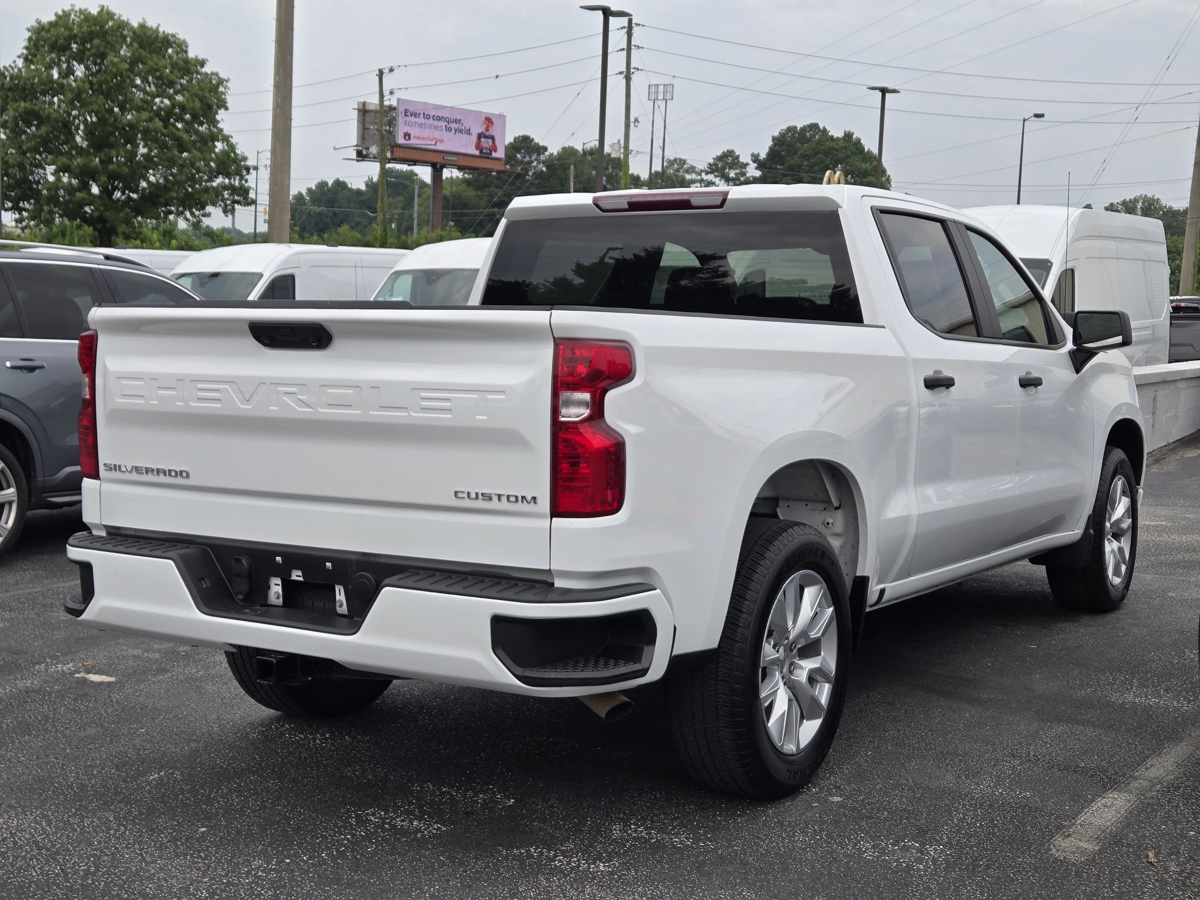 Used 2025 Summit White Chevrolet Custom image 3