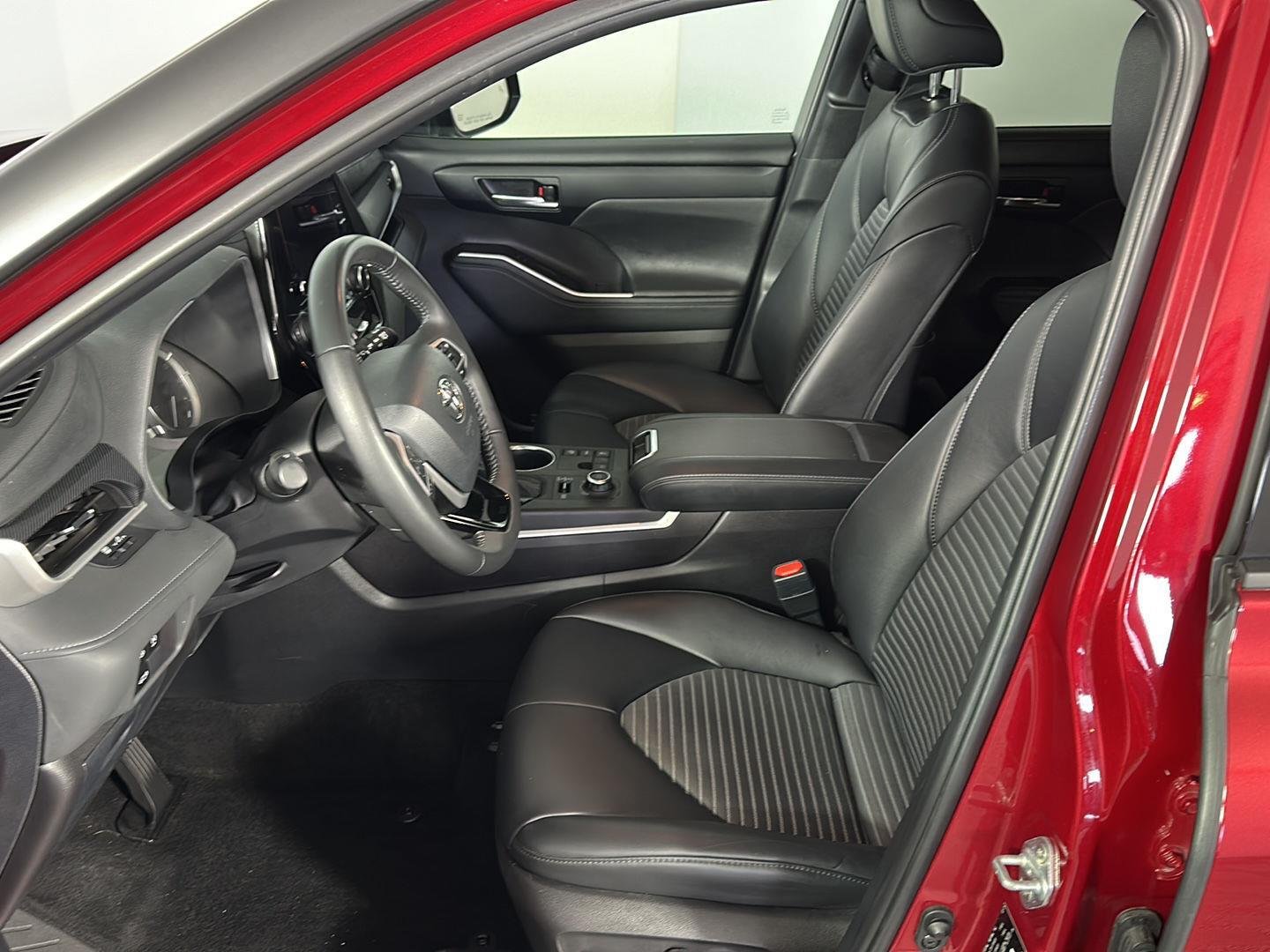 Used 2024 Ruby Flare Pearl Toyota XSE image 8