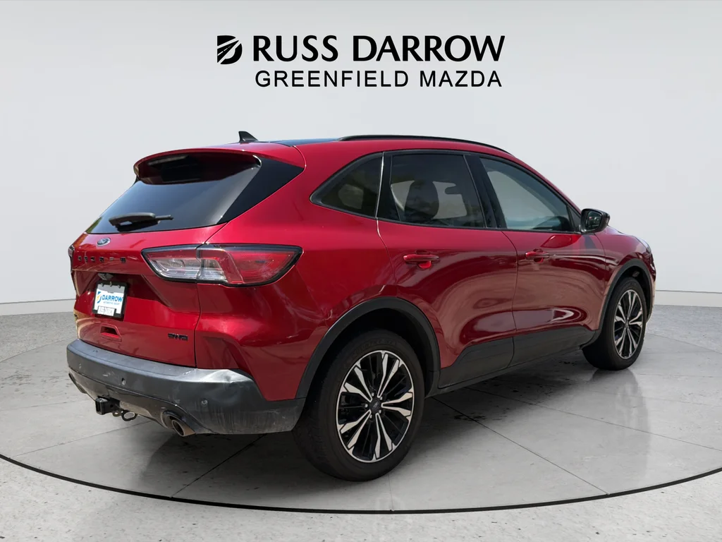 Used 2022 Red Ford SEL image 5