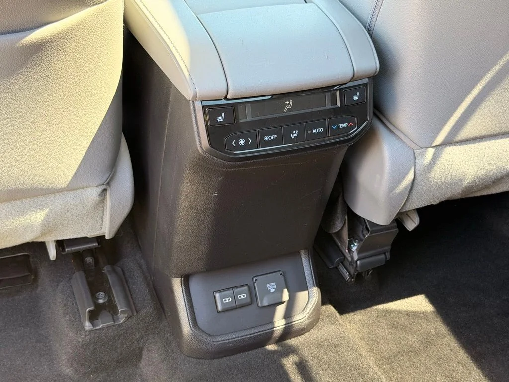 Used 2023 Silver Toyota Platinum image 18