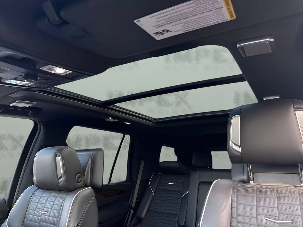 Used 2022 SATIN STEEL METALLIC Cadillac Sport Platinum image 13