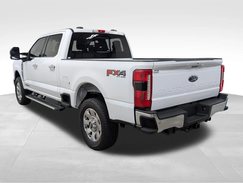 New 2026 Oxford White Ford F-250® Lariat® image 33