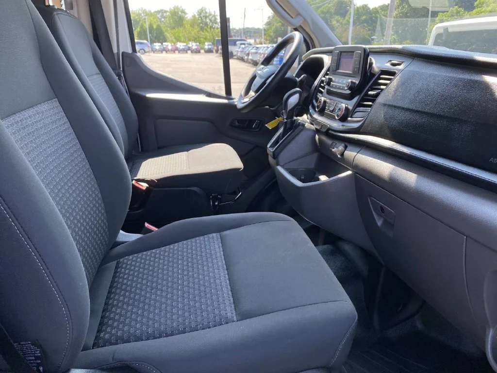 Used 2025 White Ford Base image 11