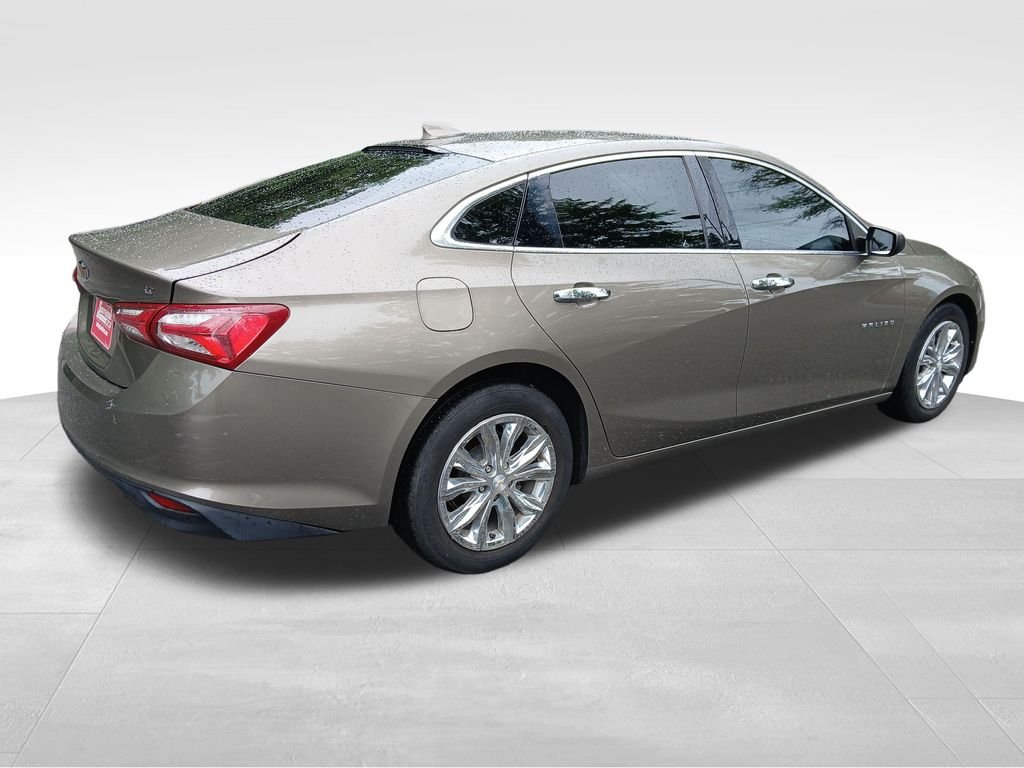 Used 2020 Gray Chevrolet LT image 5