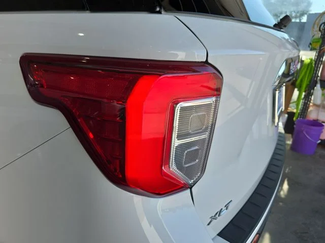 Used 2024 White Metallic Ford XLT image 33