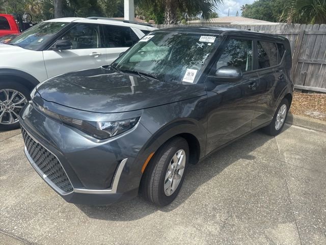 2025 Kia Soul 2.0L LX IVT's photo