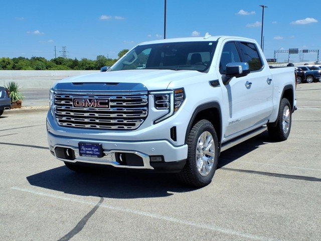 2026 GMC Sierra 1500 Denali - Photo 3