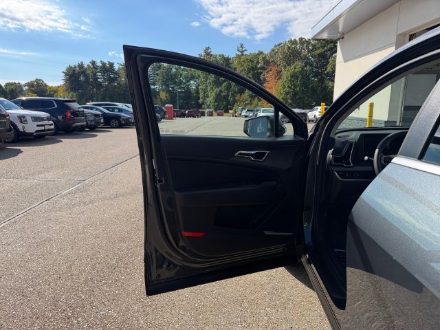 Certified Used 2024 Gray Kia LX image 26