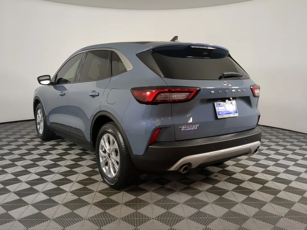 Used 2023 Blue Ford Active image 6