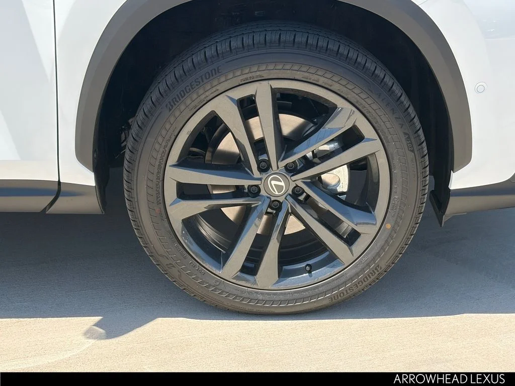 New 2026 White Lexus 450h+ Luxury image 8
