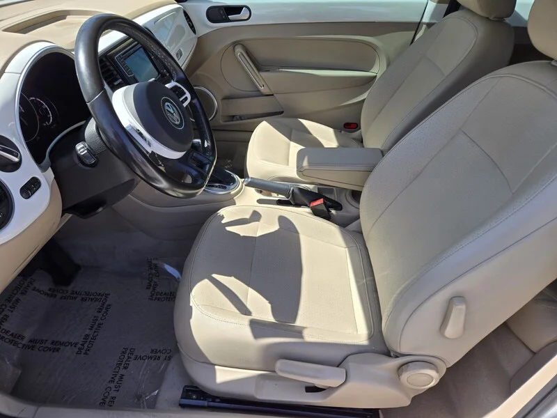 Used 2016 White Volkswagen 1.8T SE image 10