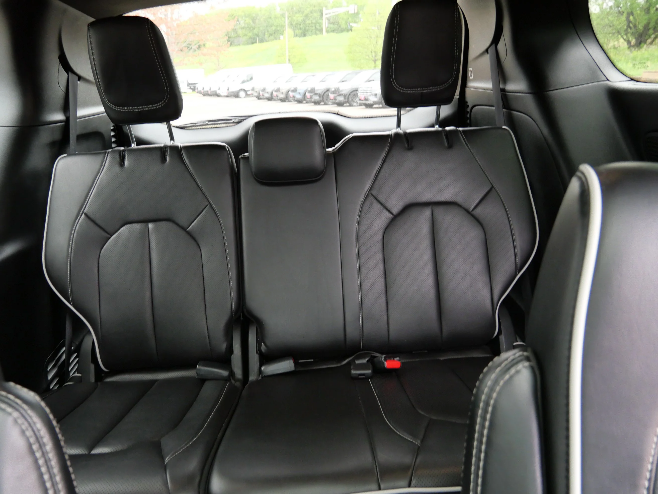 2025 Chrysler Pacifica Limited - Photo 14