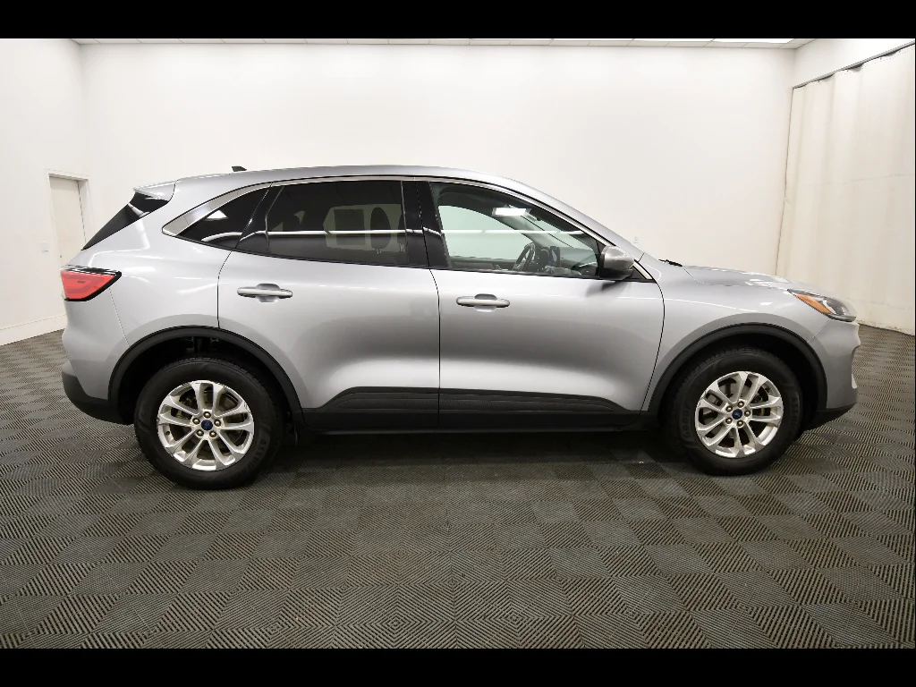 2021 Ford Escape SE - Photo 9