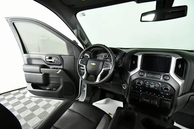 2021 Chevrolet Silverado 3500HD LTZ - Photo 20