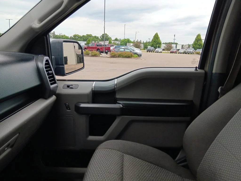 Used 2020 Stone Gray Metallic Ford XLT image 26
