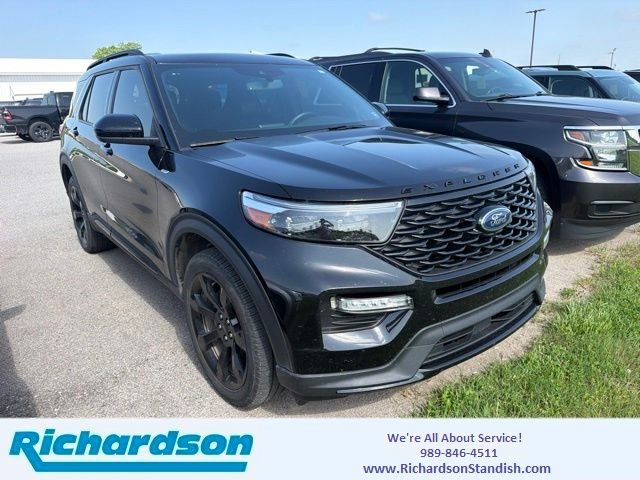 Certified Used 2023 Black Metallic Ford ST-Line image 1