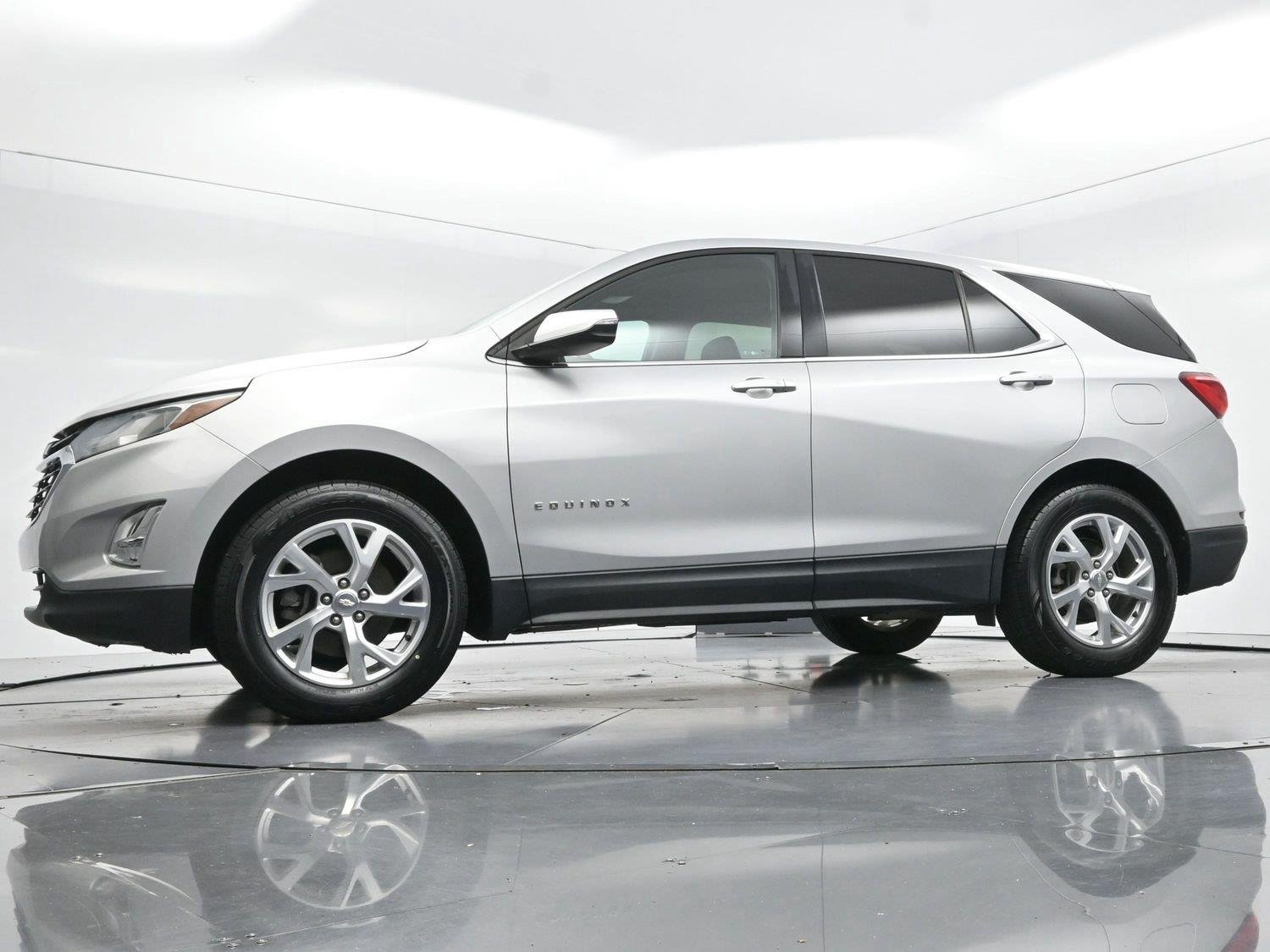 Used 2018 Silver Ice Metallic Chevrolet LT image 45