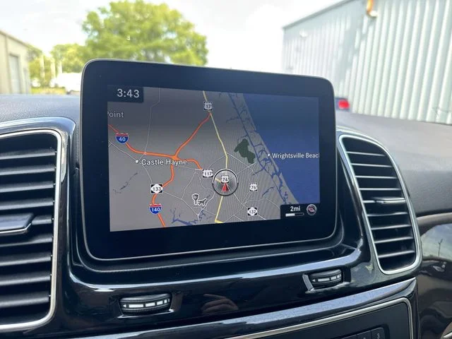 Used 2018 White Mercedes-Benz GLE 350 image 22