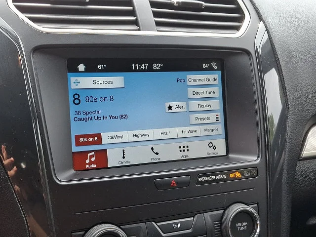Used 2019 Gray Ford XLT image 17
