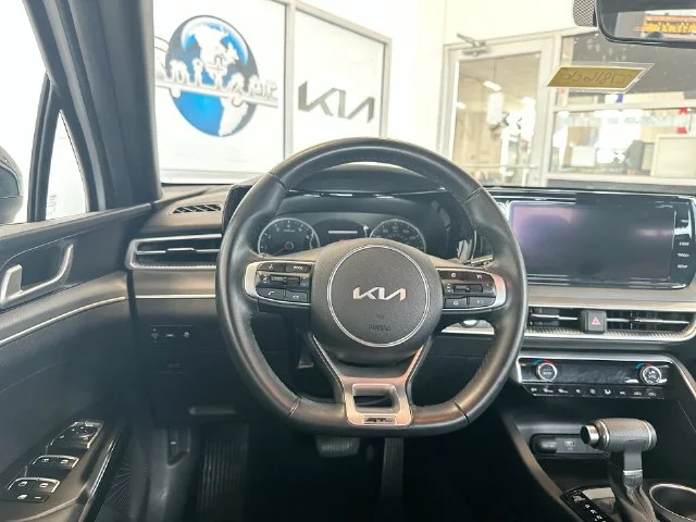 Used 2024 White Kia GT-Line image 20