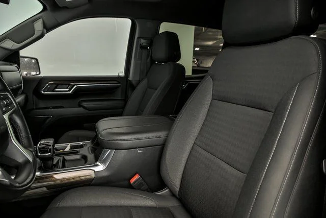 2023 Chevrolet Silverado 1500 RST - Photo 11