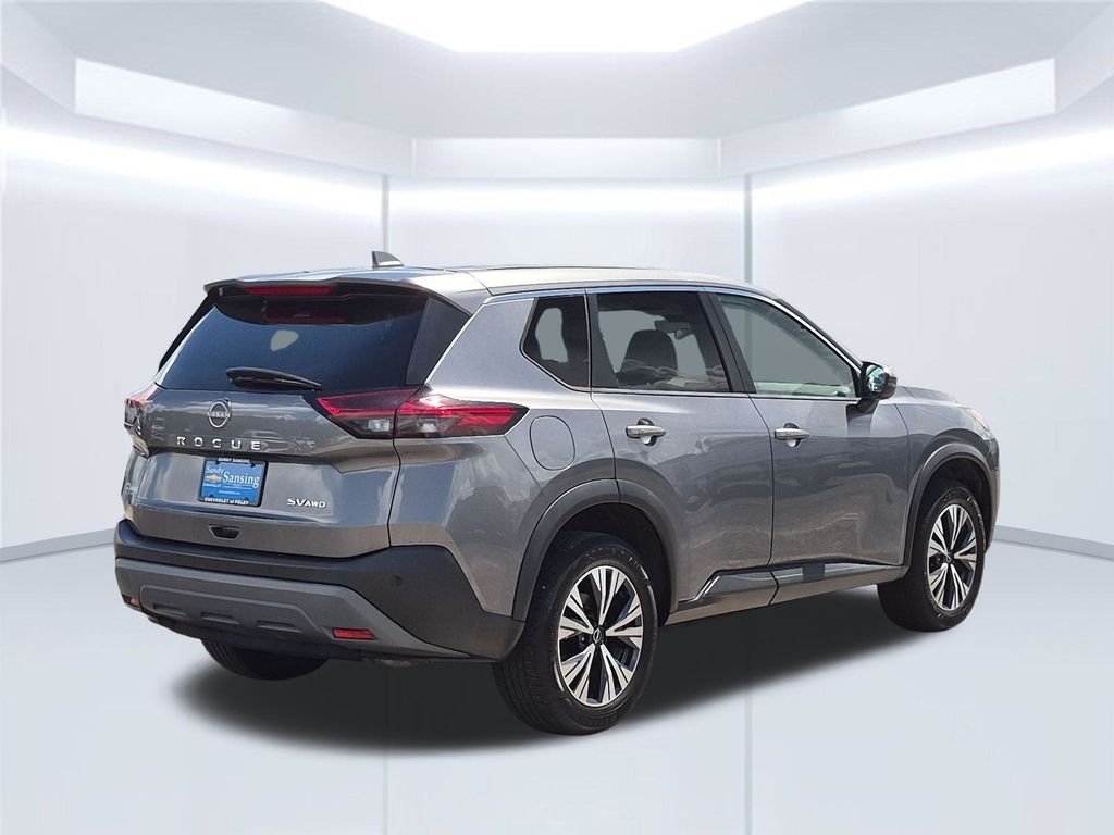 Used 2022 Gray Nissan SV image 6