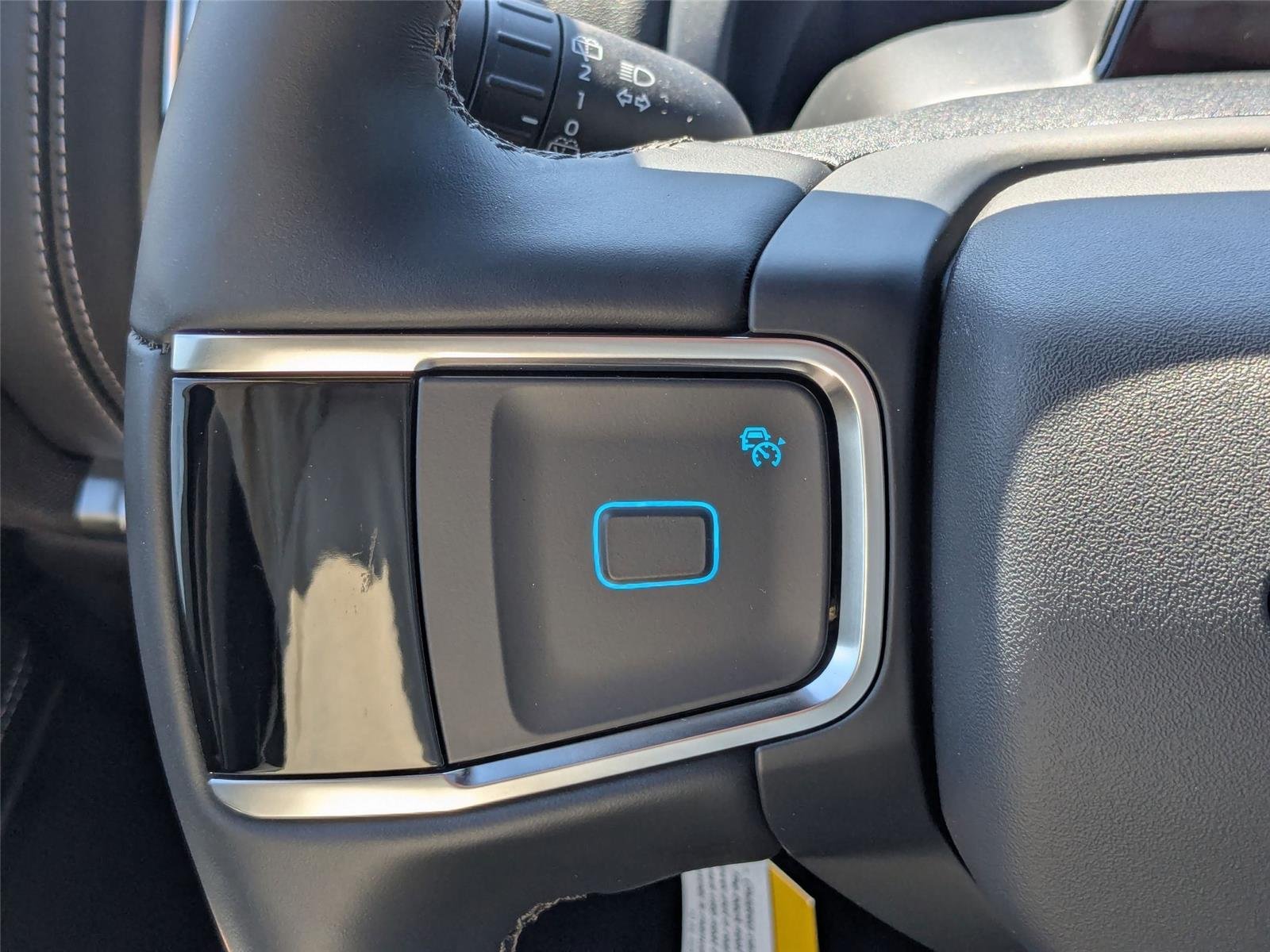 New 2026 Star White Metallic Tri-Coat Ford Platinum® image 17