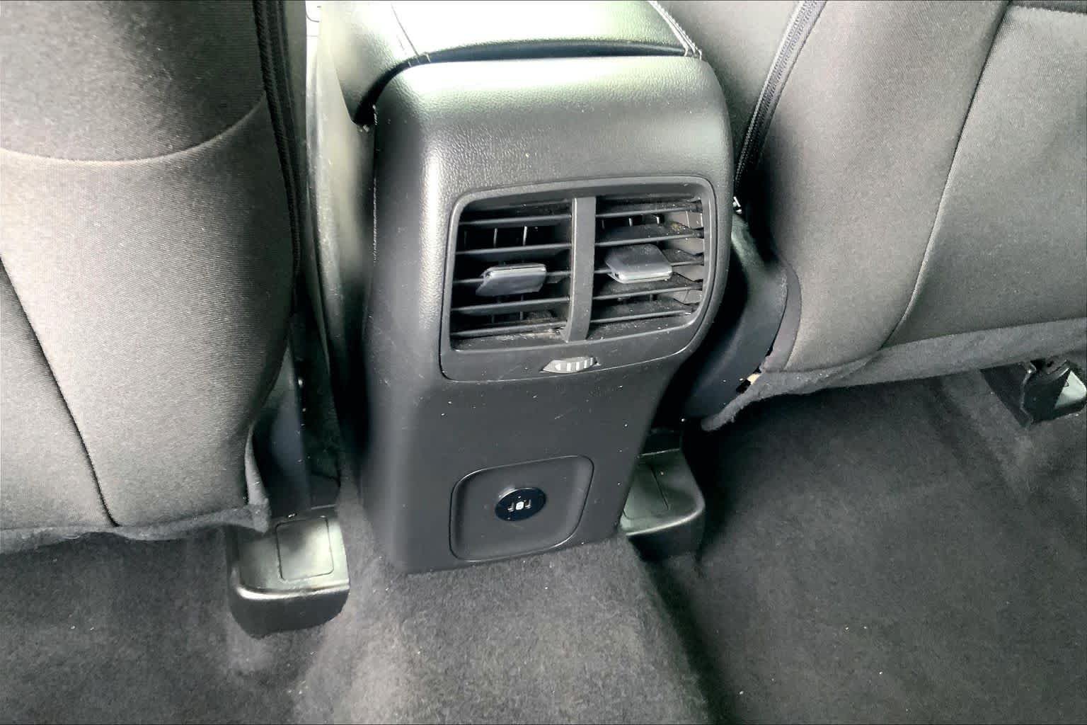Certified Used 2024 Agate Black Ford Active image 37