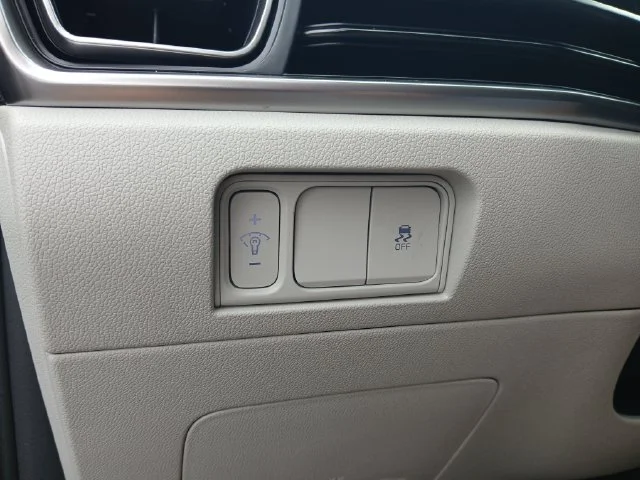 Certified Used 2024 Black Kia S image 30