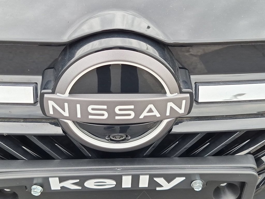 Used 2026 Super Black Nissan SL image 60
