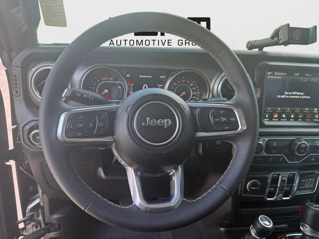 Used 2023 Black Jeep Sahara image 18