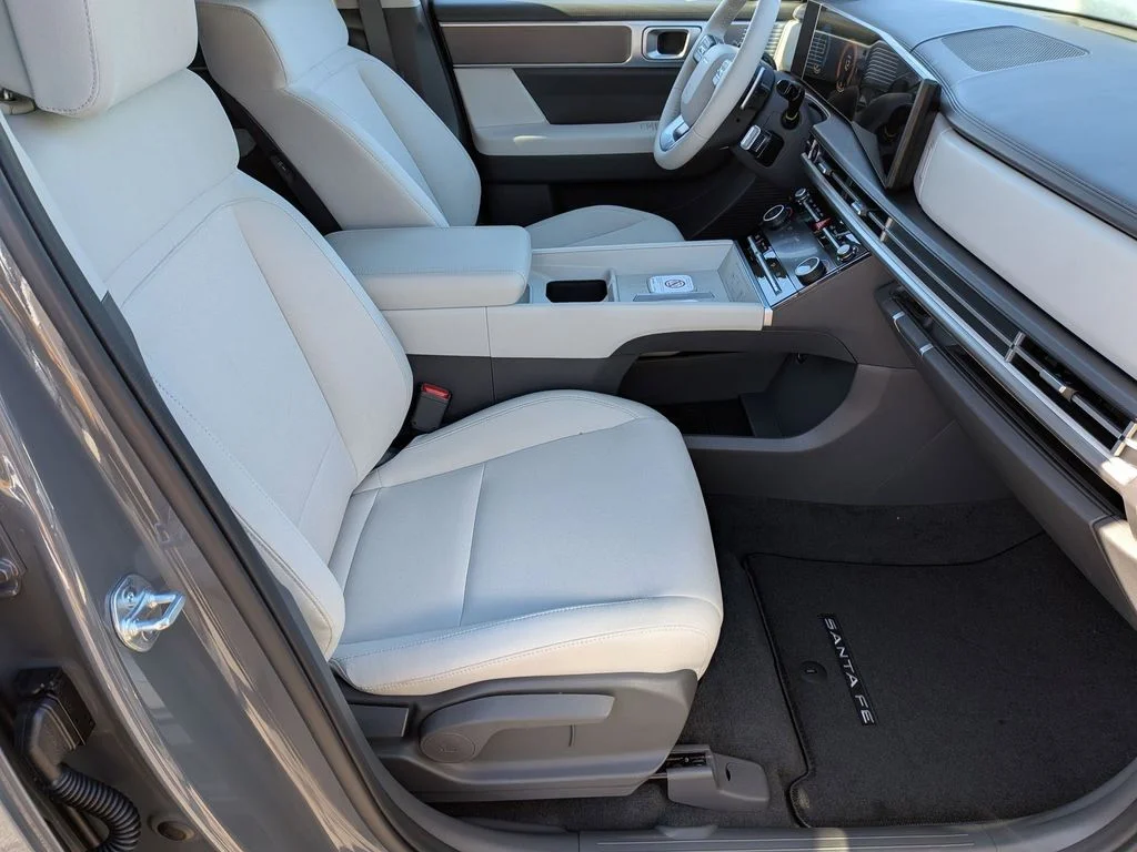 New 2026 Gray Hyundai SE image 31