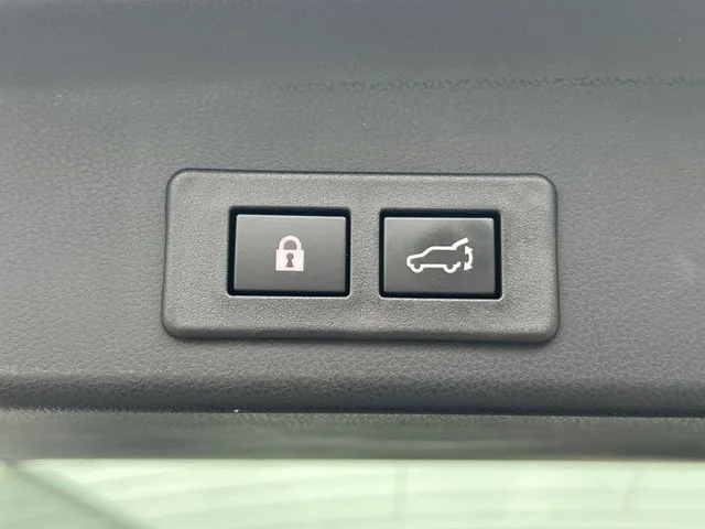 Used 2025 Silver Subaru Limited image 42