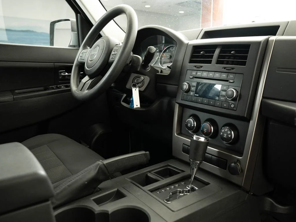 Used 2012 Bright White Clearcoat Jeep Sport image 42