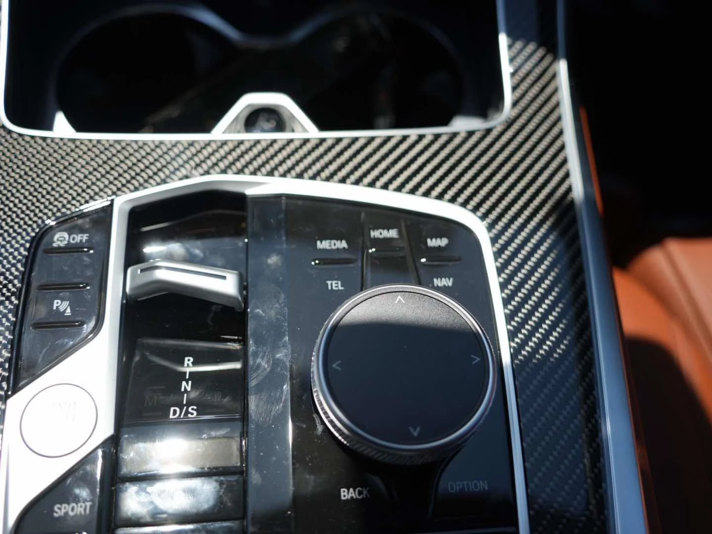New 2027 Dravit Grey Metallic BMW M60i image 25