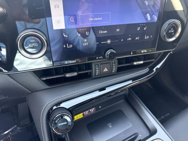 2022 Lexus NX 250 - Photo 19