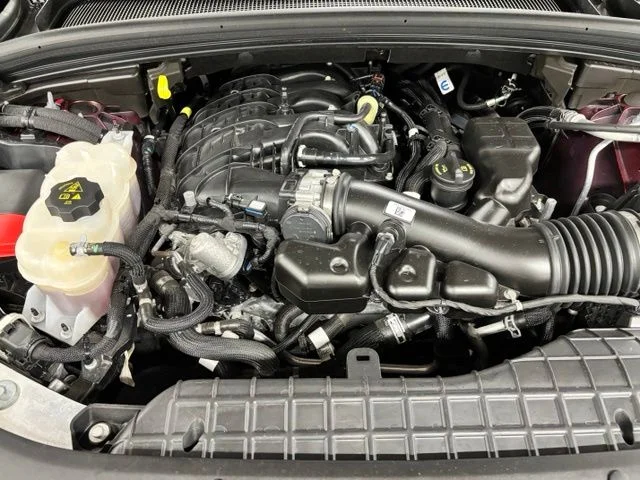 Used 2025 Red Jeep Altitude X image 25