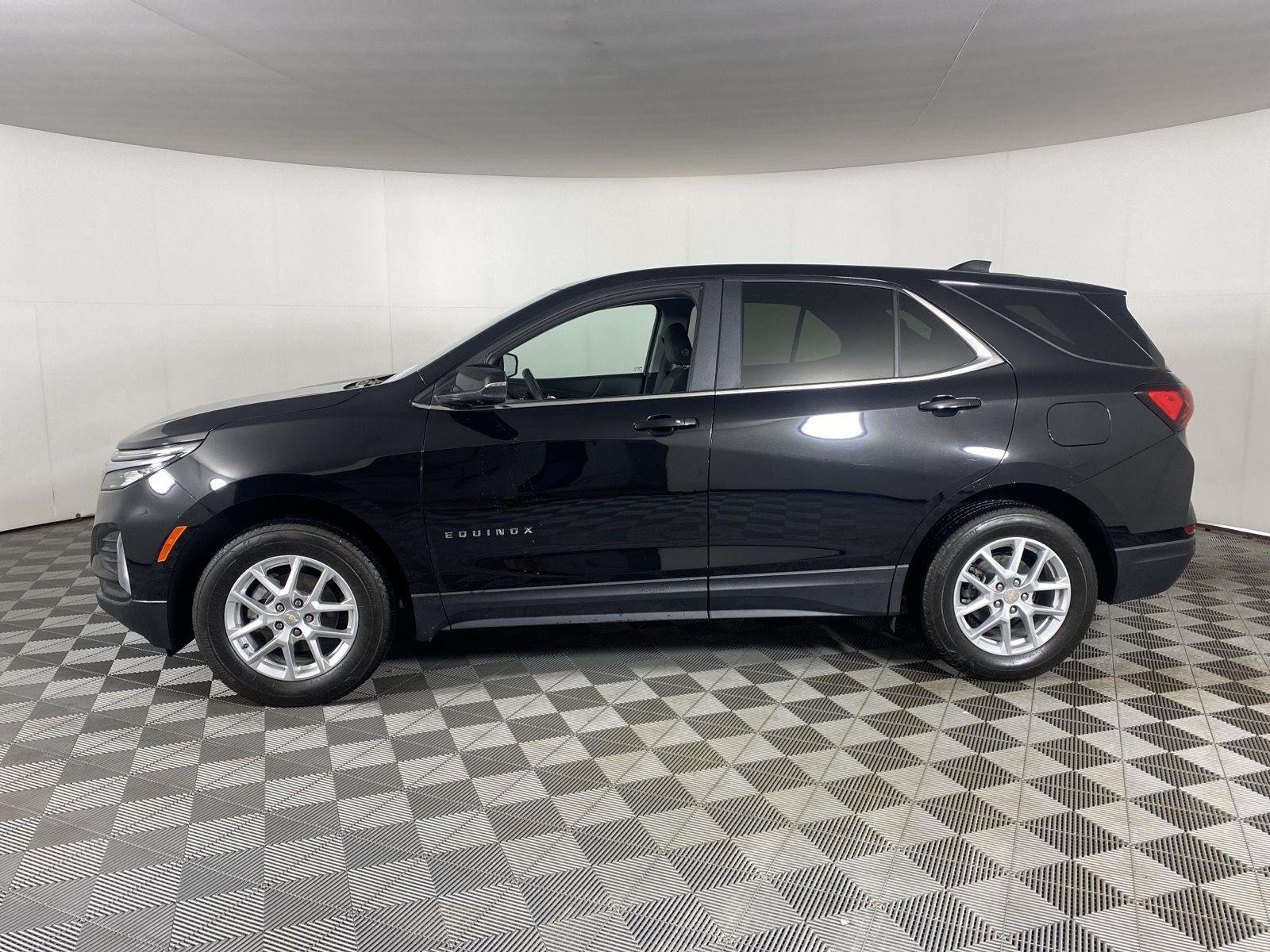 Used 2024 Mosaic Black Metallic Chevrolet LT image 4