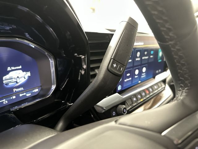 Used 2025 White Chevrolet LT image 24